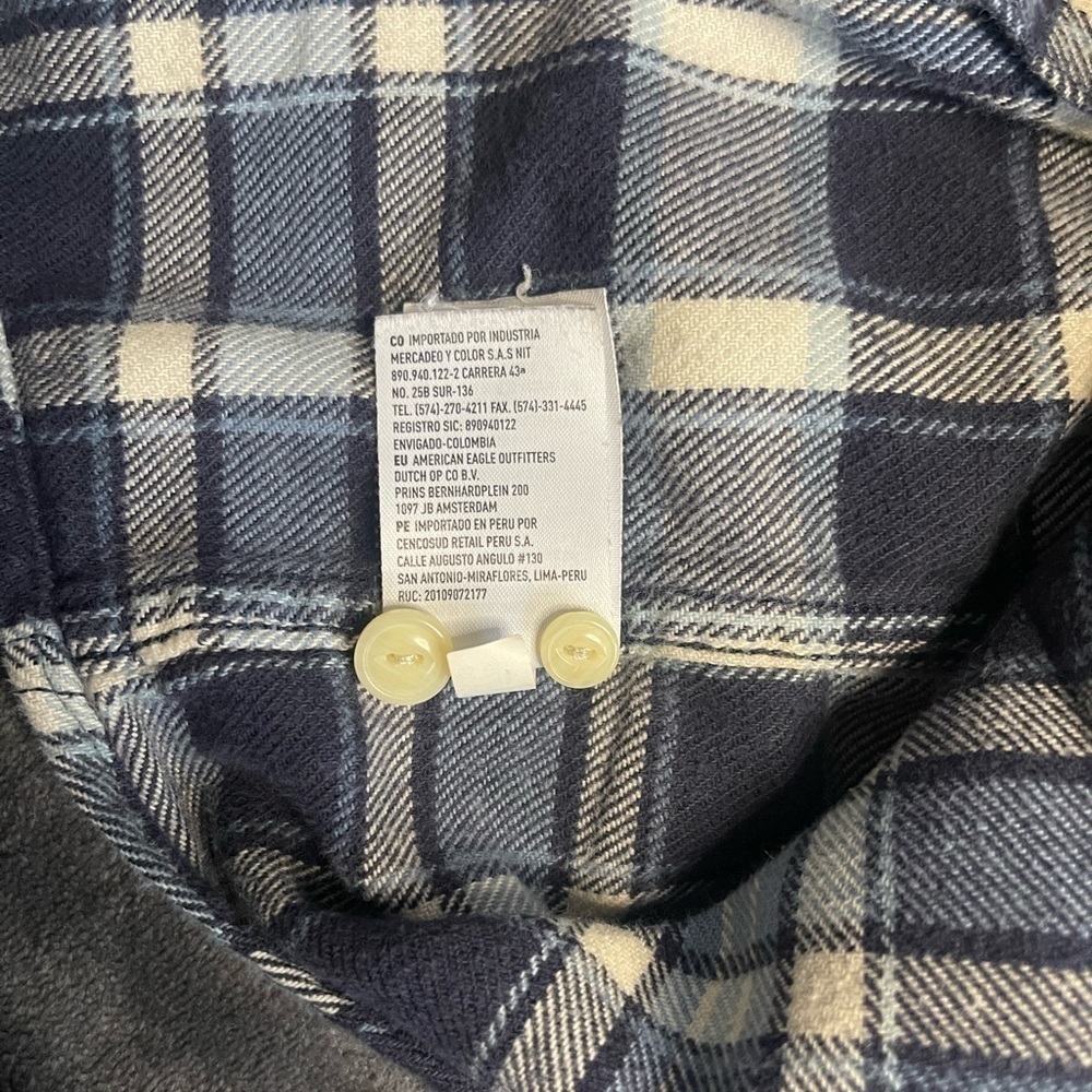 Men’s American Eagle Flannel Button-Down - Size L - Picture 7 of 9